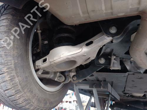 left-rear-suspension-arm-land-rover-range-rover-evoque-l551-2018-37494473 main image