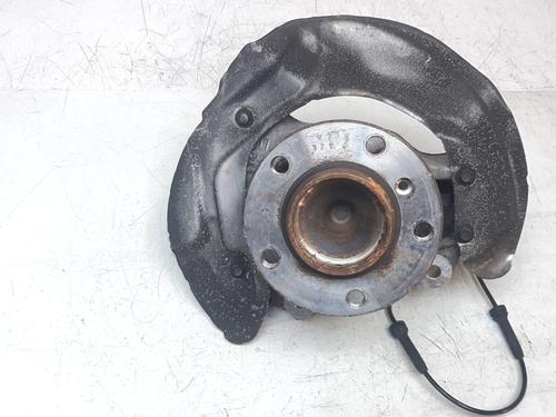 Used Left front steering knuckle BMW 3 (F30, F80) 318 d (143 hp) 17331109