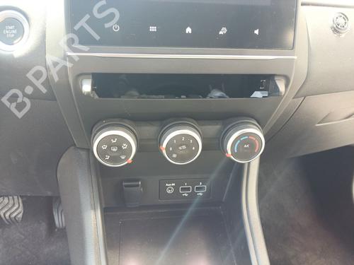Commande Chauffage RENAULT CAPTUR II (HF_) TCe 160 (HFN1) (158 hp) 28450650