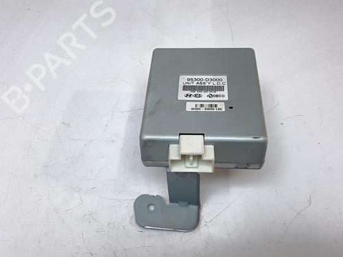 Used Electronic module HYUNDAI TUCSON (TL, TLE) 1.7 CRDi (116 hp) 23857672