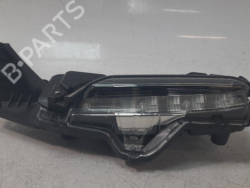 Used Left front indicator TOYOTA YARIS CROSS (MXP_) 1.5 Hybrid (MXPJ10) (116 hp) 31940973