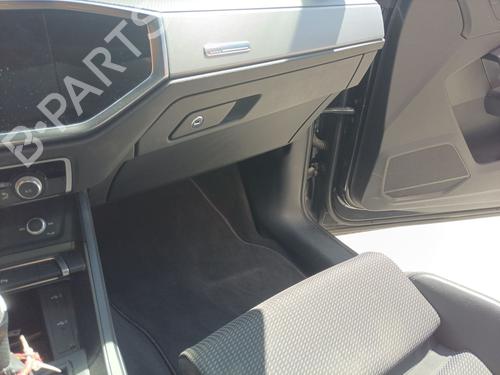 Hanskerom AUDI Q3 (F3B) 35 TDI (150 hp) 29184257
