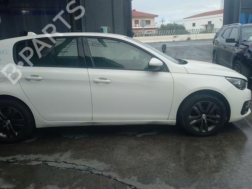 Brugte PEUGEOT 308 II (LB_, LP_, LW_, LH_, L3_) 1.6 HDi 100 (99 hp) 4372463