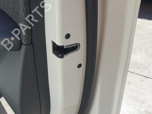 Used Front right lock BMW 2 Active Tourer (F45) [2013-2021]  18335490