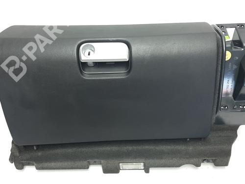 Used Glove box Glove box PORSCHE 911 (997) 3.8 Carrera 4S (355 hp) 10096431 10096431