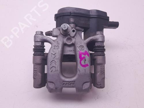 Used Left rear brake caliper Left rear brake caliper DS DS 3 / DS 3 CROSSBACK (UR_, UC_, UJ_) 1.2 PureTech 130 (URHNSS) (131 hp) 36665426 36665426