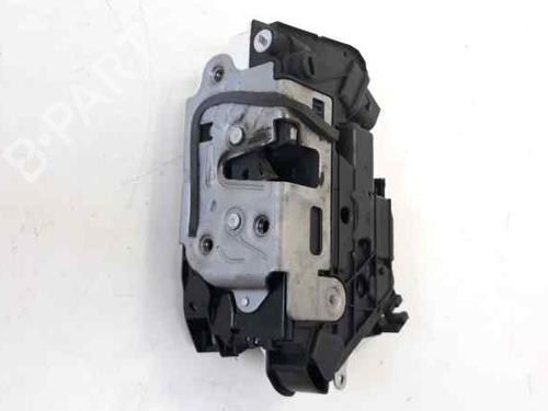 Cerradura puerta trasera izquierda SEAT IBIZA IV (6J5, 6P1) 1.0 TSI (110 hp) 6J0839015K | 6J0839015K | CRDVW1109 |