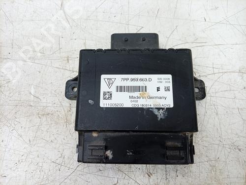 Used Electronic module Electronic module PORSCHE PANAMERA (970) 3.0 D (300 hp) 40037304 40037304