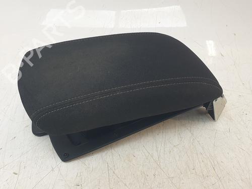 Used Armrest / Center console Armrest / Center console PEUGEOT 308 II (LB_, LP_, LW_, LH_, L3_) 1.2 THP 110 (110 hp) 29182010 29182010