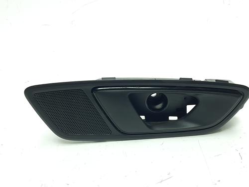 Used Rear right interior door handle Rear right interior door handle SEAT LEON (5F1) 1.2 TSI (110 hp) 10505633 10505633