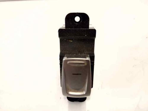 Used Right rear window switch Right rear window switch SSANGYONG TIVOLI 1.6 (128 hp) 6114927 6114927