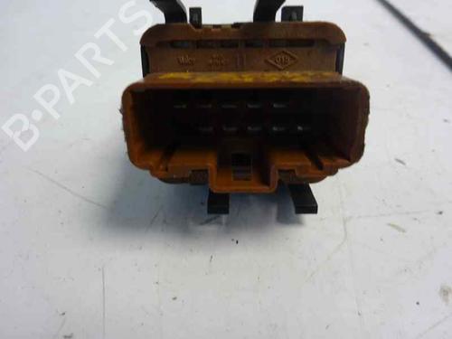 Left front window switch RENAULT SCÉNIC II (JM0/1_)  | BP1370779I27 