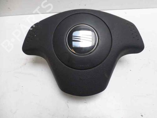 Used Driver airbag SEAT CORDOBA (6L2) 1.9 TDI (100 hp) 332661