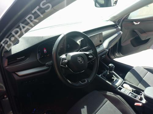 Used Airbag Kit Airbag Kit SKODA OCTAVIA IV (NX3, NN3, PV3) 2.0 TDi (116 hp) 33929492 33929492