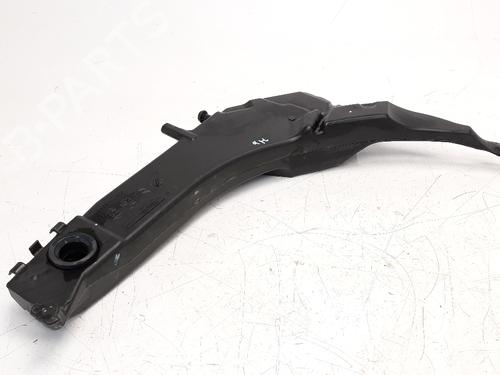 Used Windscreen washer tank PEUGEOT 308 II (LB_, LP_, LW_, LH_, L3_) 1.5 BlueHDi 130 (131 hp) 13881033