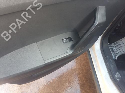 Used Left rear window switch SEAT ARONA (KJ7, KJP) 1.0 TSI (110 hp) 30456088