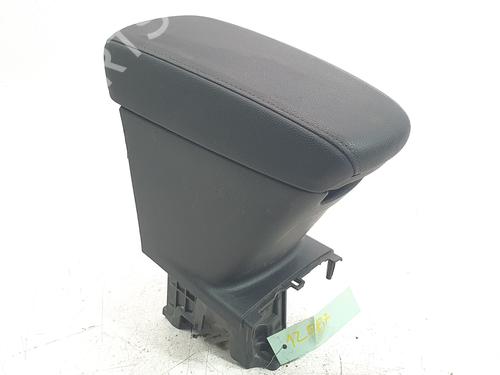 Used Armrest / Center console Armrest / Center console OPEL CORSA F (P2JO) CORSA-e (68) (136 hp) 26653164 26653164