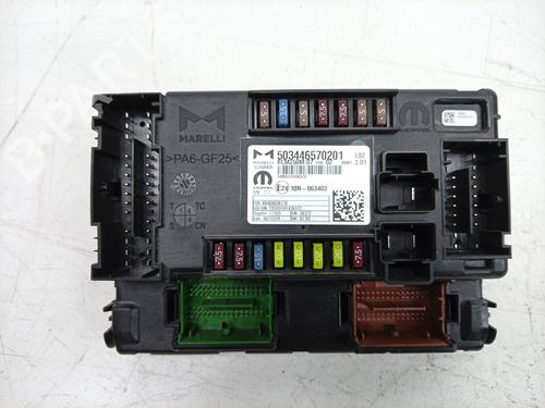 Used Fuse box Fuse box 36995461 36995461