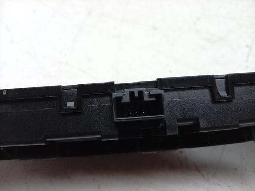 Switch AUDI Q5 Sportback (FYT) 35 TDI Mild Hybrid | BP37154527I30 - Image 2