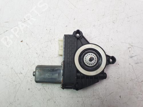 Right front window motor BMW 1 (F40) 118 i | BP29234850E20 