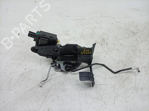 venstre-foran-las-dacia-spring-2020-31089605 main image