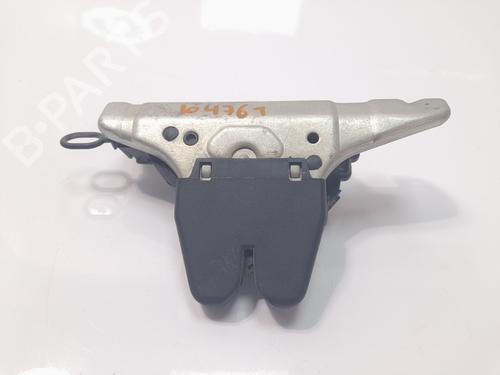 Used Tailgate lock MERCEDES-BENZ CLA (C118) CLA 180 (118.384) (136 hp) 8658821