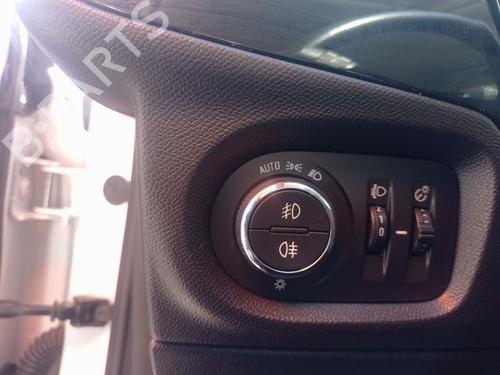 headlight-switch-opel-corsa-f-p2jo-2019-38532457 main image
