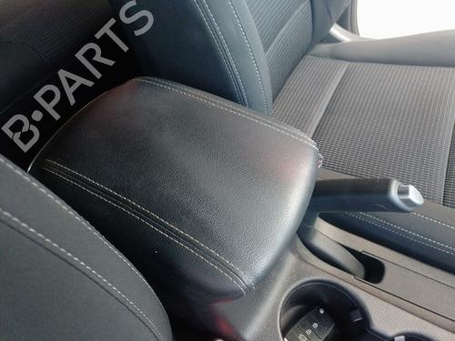 Used Armrest / Center console Armrest / Center console 38620458 38620458