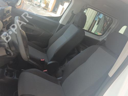 Sæde sæt PEUGEOT RIFTER 1.5 BlueHDi 100 | BP27407820C78 - Image 1