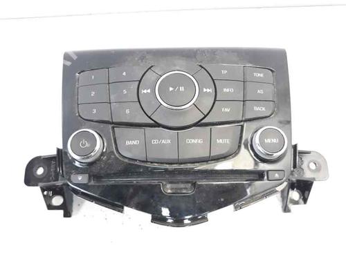Used Radio CHEVROLET CRUZE (J300) 2.0 CDI (150 hp) 3018642