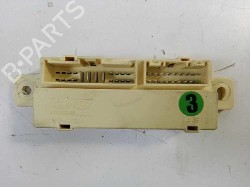 Used Fuse box KIA CEE'D Sportswagon (JD) 1.4 CRDi 90 (90 hp) 1707949