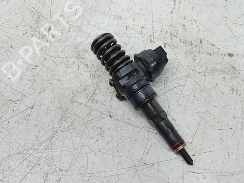 injector-audi-a3-8p1-2003-2004-2005-2006-2007-2008-2009-2010-2011-2012-2013-39981373 main image