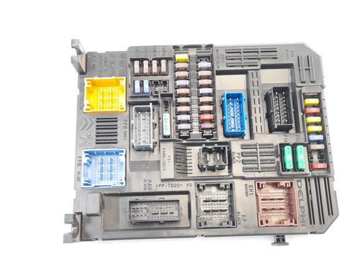 Fuse box OPEL CORSA F (P2JO) 1.2 (68) (75 hp) 8666063