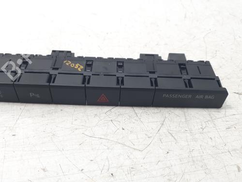 Used Warning switch VW T-CROSS (C11, D31) 1.0 TSi (116 hp) 24807434