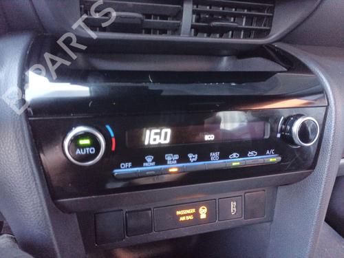 Climate control TOYOTA YARIS CROSS (MXP_) 1.5 Hybrid (MXPJ10) 559000DC70