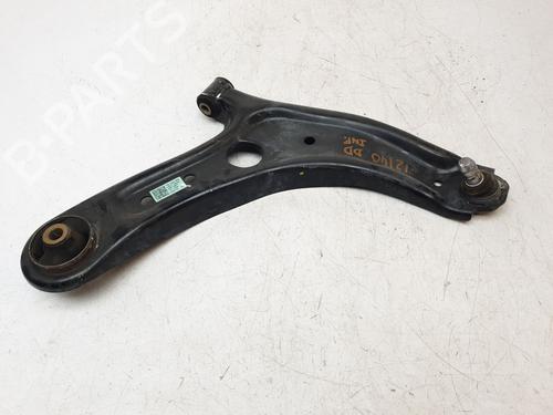 Used Right front suspension arm KIA STONIC (YB) 1.2 CVVT (84 hp) 26563782