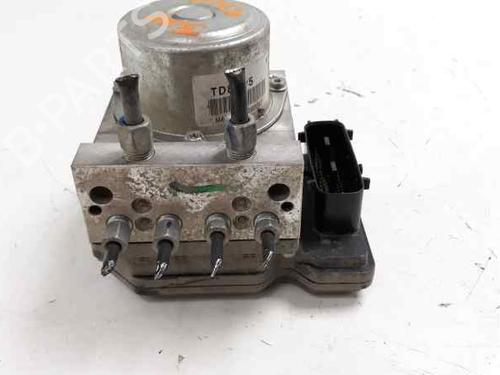 Used ABS pump NISSAN JUKE (F15) 1.2 DIG-T (115 hp) 5325850