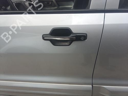 Used Front left exterior door handle MITSUBISHI PAJERO III (V7_W, V6_W) 3.2 Di-D (V68W, V78W) (165 hp) 29743458
