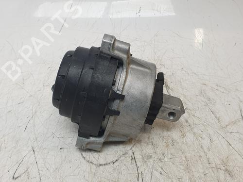 Used Engine mount BMW X4 (F26) xDrive 20 d (190 hp) 30078612