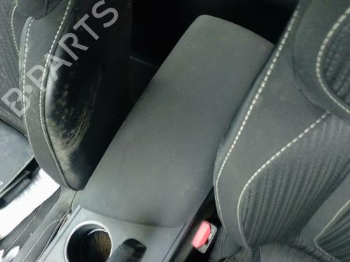 Armsteun RENAULT MEGANE IV Hatchback (B9A/M/N_) 1.5 Blue dCi 115 (B9A6) (116 hp) 31171679