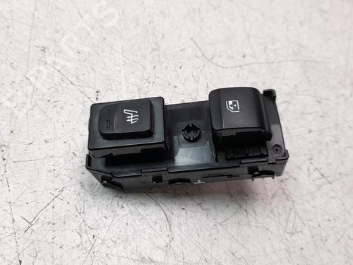 Used Right rear window switch HYUNDAI TUCSON (TL, TLE) [2015-2023]  20640946