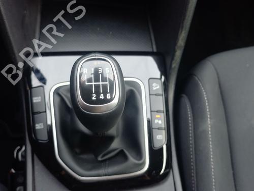 Used Shift knob Shift knob KIA SPORTAGE V (NQ5) 1.6 T-GDI AWD (180 hp) 39945616 39945616