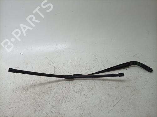 Used Front windshield wiper arm Front windshield wiper arm 38176832 38176832