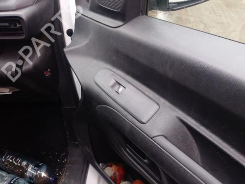 right-front-window-switch-opel-combo-box-bodympv-k9-2018-32220457 main image