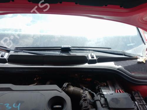 Used Front windshield wiper arm Front windshield wiper arm 37533393 37533393