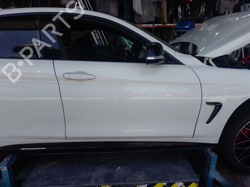 Used Right front door Right front door 37417923 37417923