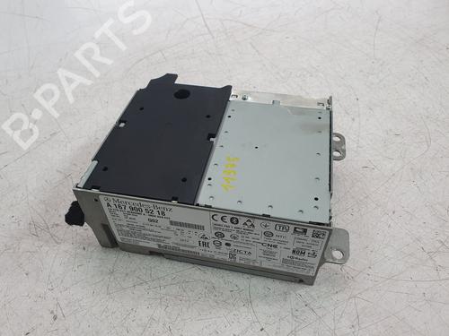 Used Radio Radio MERCEDES-BENZ A-CLASS (W177) A 200 d (177.012) (150 hp) 33320136 33320136