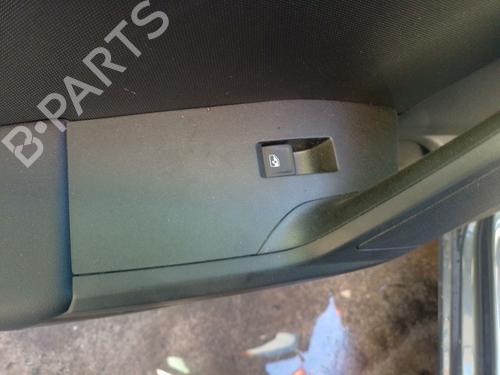 Used Left rear window switch Left rear window switch 39464744 39464744
