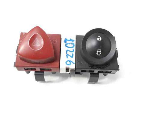Used Warning switch RENAULT MEGANE II (BM0/1_, CM0/1_) [2001-2012]  6252677