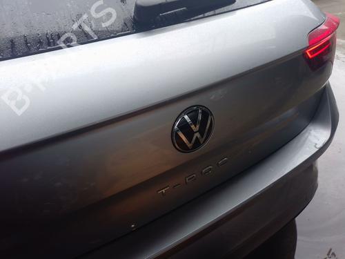 Used Tailgate handle VW T-ROC (A11, D11) 2.0 TDI (150 hp) 32023556